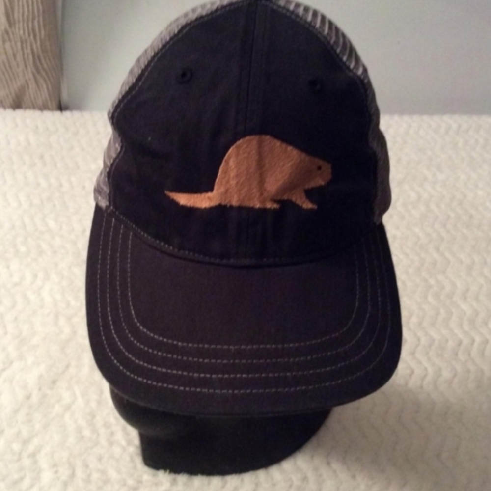 Richardson 111 Men's Black/Gray Patagonia Beaver Trucker Snap Back Hat Size M/L